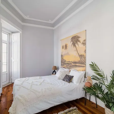 Elegant & Charming 2br Near Lxfactory Daire Lisboa
