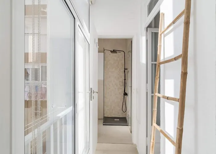 Elegant & Charming 2br Near Lxfactory * Lisboa