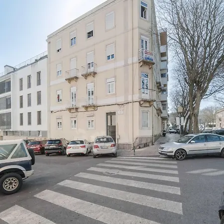 Elegant & Charming 2br Near Lxfactory Appartamento *