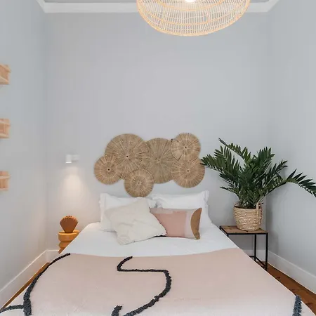 Appartamento Elegant & Charming 2br Near Lxfactory *